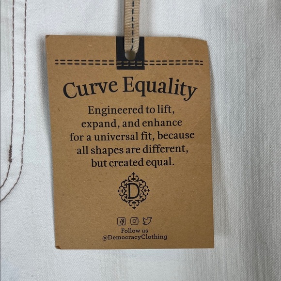 NWT Democracy White Ankle Jeans High Rise Slim Straight Crop 16 - Picture 4 of 7
